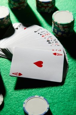 Koprok game interface on lapakslot138 showing dice prediction options and stake entry field